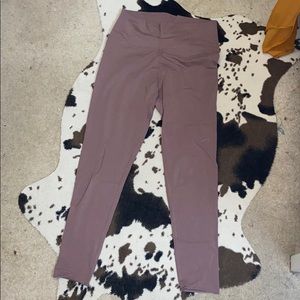 Aritzia leggings